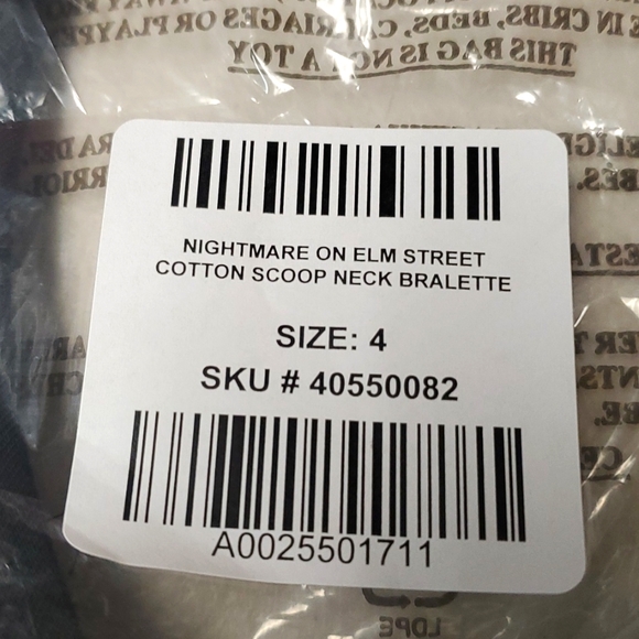 ❤️NWT VINTAGE TORRID SCOOP BRALETTE / NIGHTMARE ON ELM STREET FREDDY KRUGER - Picture 4 of 8